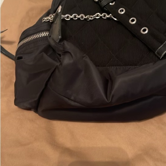 Burberry back pack - Picture 5 of 5